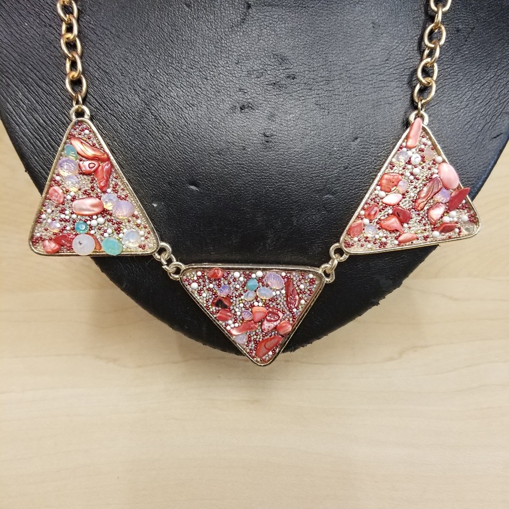 Gold Tone "Shell" Necklace